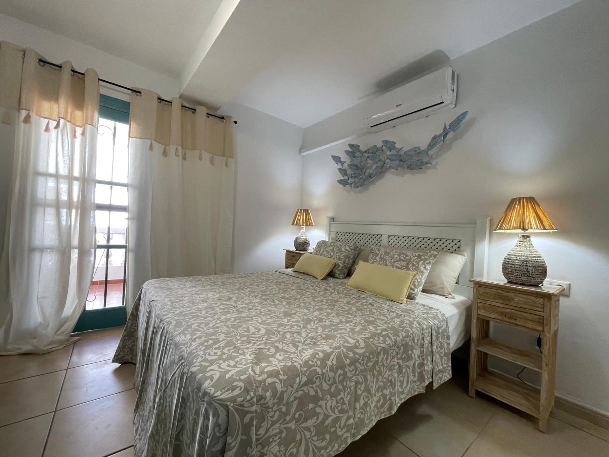 Port Royal Apartments, Heated Pool, Speed Wifi, Terrace Arona  Kültér fotó
